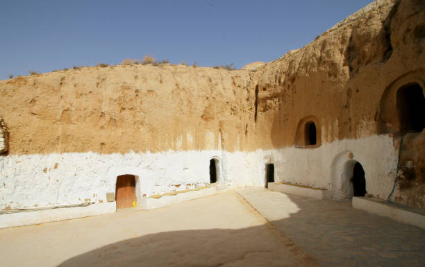 istock Gateway to the Sahara Desert 1365648579