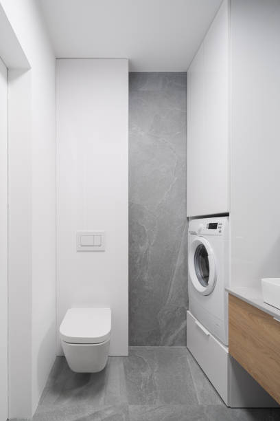 istock Simple white and gray bathroom 1365649881