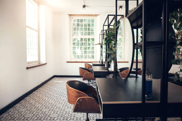 istock Shot of an empty hair salon 1365651698