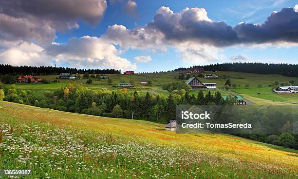 Photo libre de droit de Magnifique Paysage De Montagne Krkonose banque d'images et plus d'images libres de droit de Beauté de la nature - Beauté de la nature, Bleu, Bois