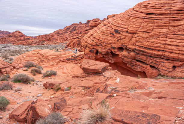 istock Dome shaped cracked red rock, Valley of Fire, Nevada, USA 1365692353