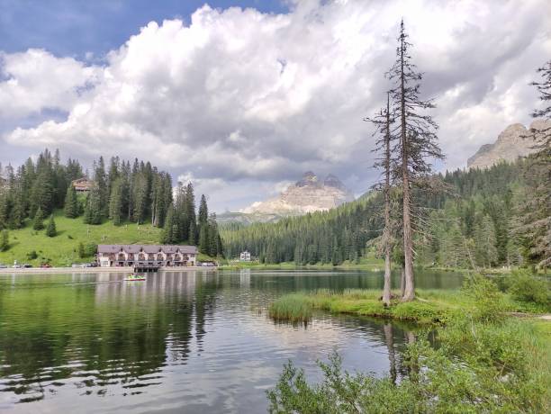 istock Lake of Misurina view 1365772998