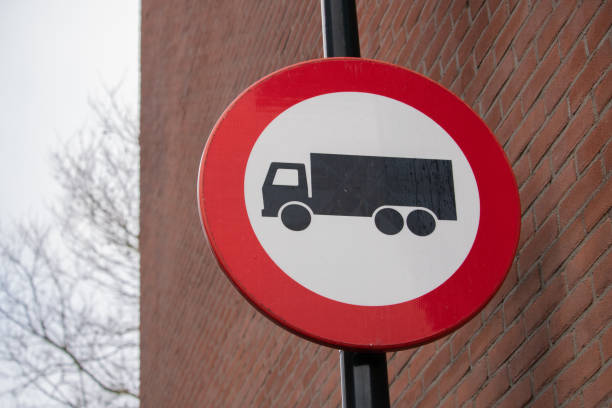 istock Dutch road signs 1365783535