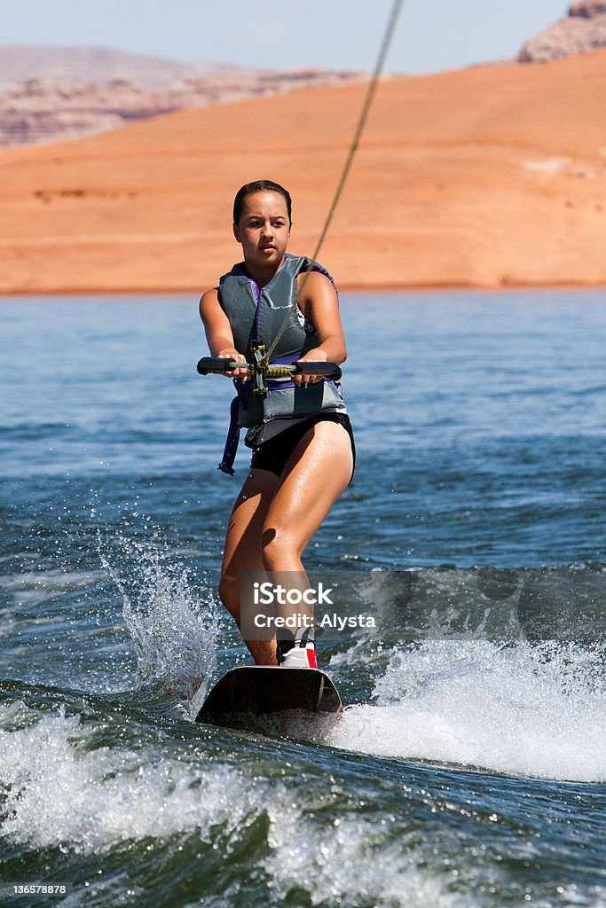 Mädchen Wakeboarder at Lake Powell - Lizenzfrei Surfen Stock-Foto