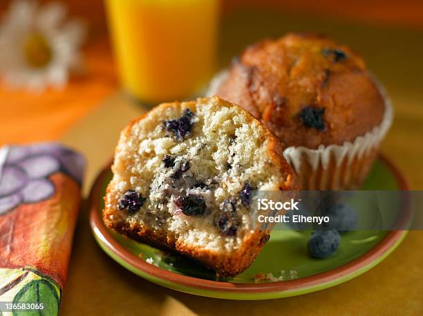 Foto de Muffin De Mirtilo e mais fotos de stock de Café da manhã - Café da manhã, Comida, Doces