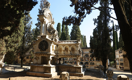 This is the important cemetery: Vilafranca's Heritage Graveyard because of the design of its tombs.