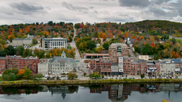 istock Vibrant Fall Colors Behind Downtown, Augusta, Maine - Aerial 1365900837