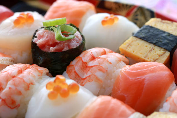 temari sushi of traditional japanese culture - nigiri fotos stockfoto's en -beelden