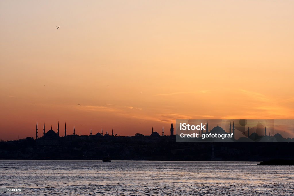 Istambul ao pôr-do-sol - Foto de stock de Bósforo royalty-free