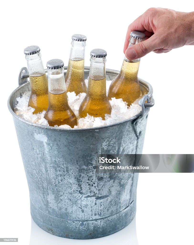 Secchio di birra - Foto stock royalty-free di Secchio