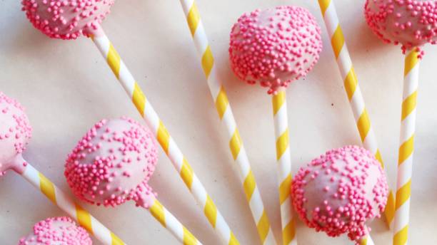 istock pink cake pops, homemade sweets 1366115484