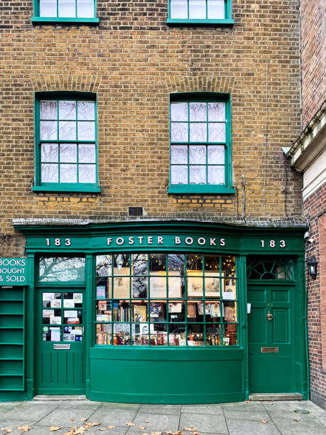 위탁 서점 - london england old fashioned england old 뉴스 사진 이미지