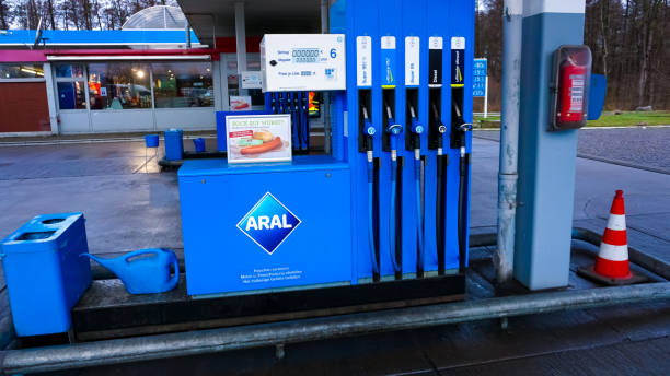 50+ Aral Gas Station Stock Photos, Pictures & Royalty-Free Images - iStock
