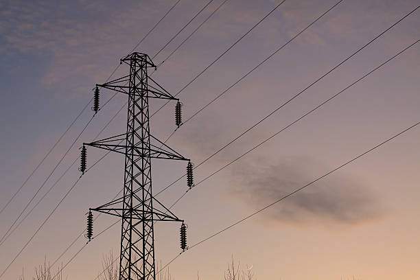 고전압 pylon - corrente elettrica 뉴스 사진 이미지