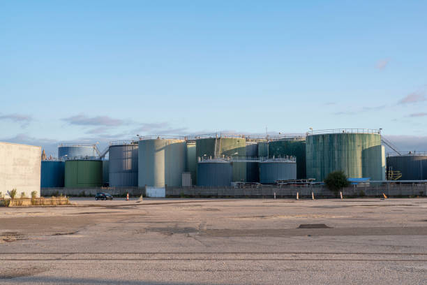 istock Oil tank in a port 1366299375