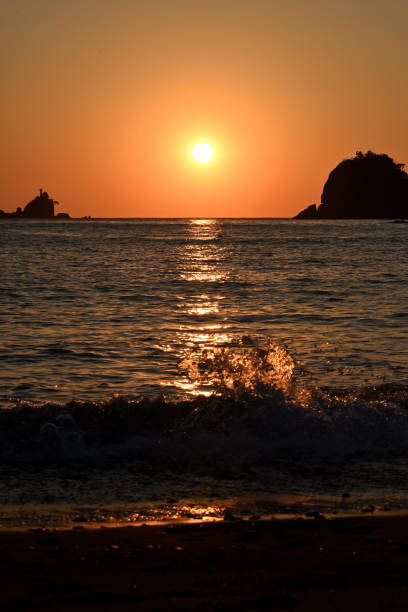 istock Viewing a sunset from Nishiizu :part 2 1366367183