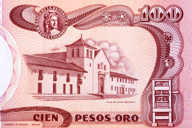 istock Villa de Leyva from old Colombian money 1366387994