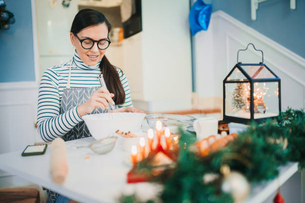 istock Mom makes cakes for Christmas 1366394370