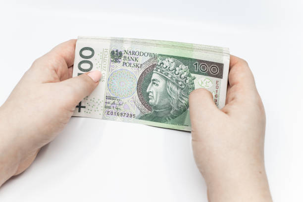 istock One hundred zloty - Polish bank note. 1366409489
