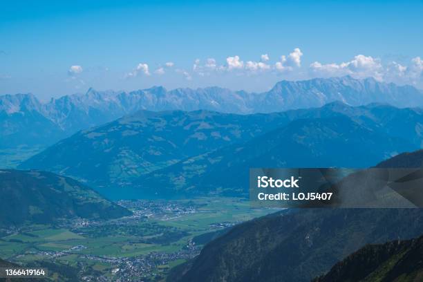 Zell Am See Zeller See And Berchtesgarden Alps Stock Photo - Download Image Now - Austria, Autumn, Beauty In Nature