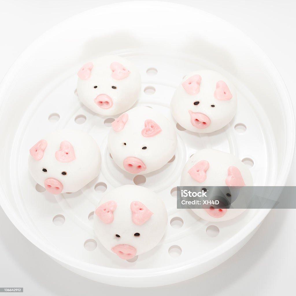 Прекрасный свинья buns - Стоковые фото Хлеб роялти-фри