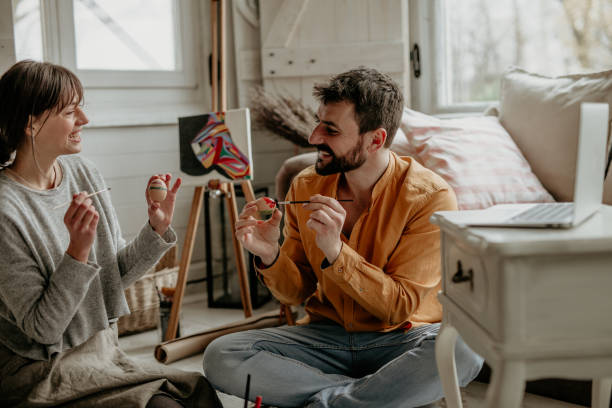 istock Couple being art and craft 1366446085