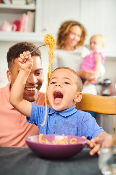 istock fun mealtime family 1366466247