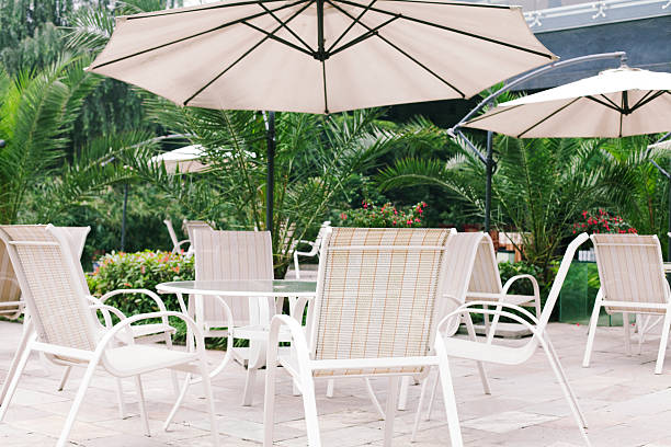 istock out door Tea Room in green 136648683
