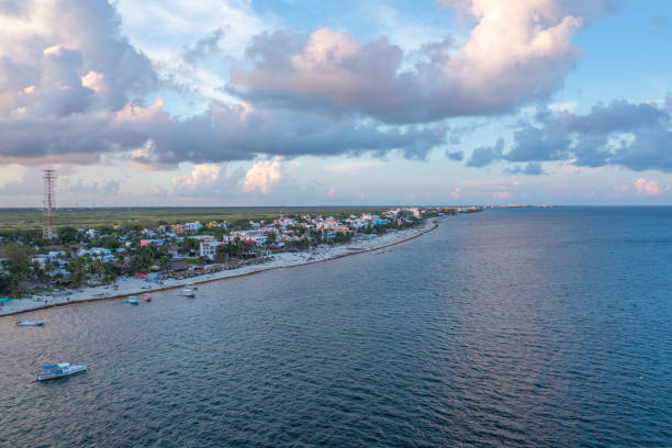 istock Puerto Morelos Sunset 1366495707