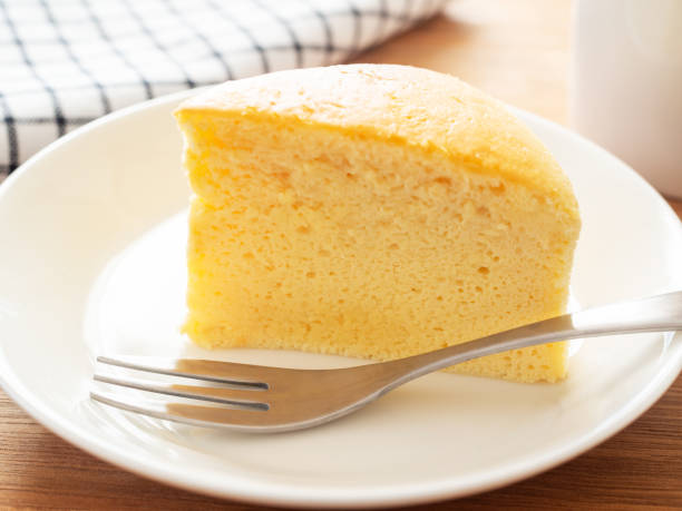 istock Jiggly Japanese Cotton Cheesecake on a plate 1366496905