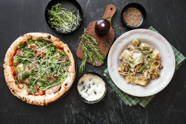 istock Italian Dishes for Family Dinner 1366574223