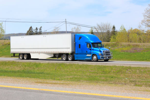 istock Semi-truck 1366621151