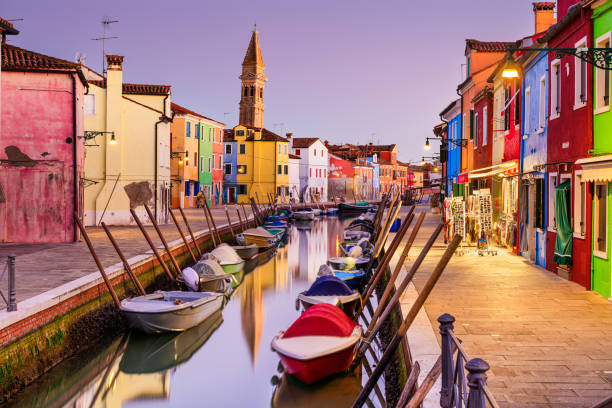 burano, venice, italy at twilight - house residential structure multi colored burano imagens e fotografias de stock