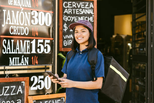 istock Food delivery service 1366637510