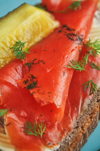 istock Classic Gravadlax Salmon on Toasted Bread 1366651531