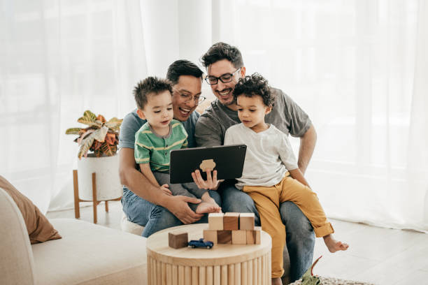 istock Six Power Money Decisions for Same-sex Couples 1366689813