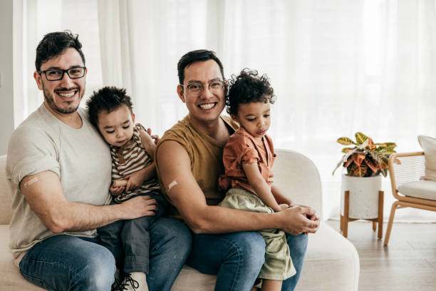 istock Six Power Money Decisions for Same-sex Couples 1366689829