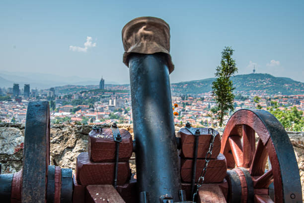 istock Cannon above Sarajevo city 1366755641