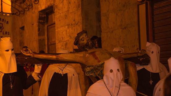 Celebration of the Christian Easter, Jesus Christ crucified by the brotherhoods of the brotherhoods, carried on the shoulders, is paraded through the streets.