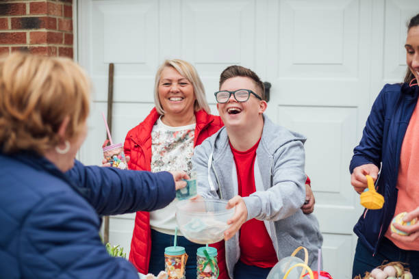 istock Paying for a Homemade Gift 1366797477