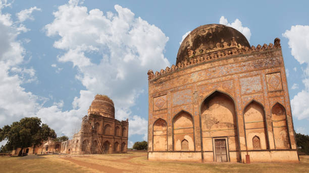 istock India Bidar. Ruined dome of the ancient mosque 1366799672
