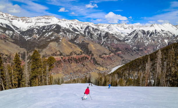 アルペンスキーリゾート テルライド - colorado skiing usa color image ストックフォトと画像