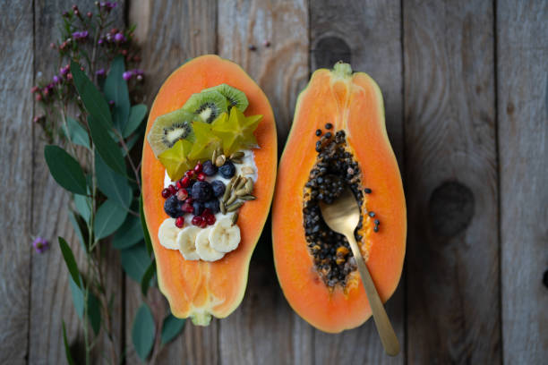 istock SMOOTHIE BOWL PAPAYA 1366867513