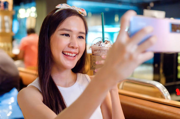 istock woman shopping in mall 1366889033