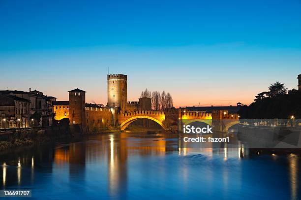 Castelvecchio ヴェローナイタリア - カステルヴェッキオのストックフォトや画像を多数ご用意 - カステルヴェッキオ, イタリア ヴェローナ, 橋