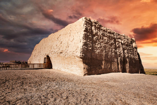 These houses are extremely old and maintained till date, with people living there in the extreme heat. The actual date is impossible to determine but they have been standing for centuries dating back to the silk road trade.