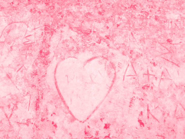 istock Drawn heart and letters on the wall 1366927662