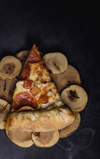 istock A slice of pizza 1366932825