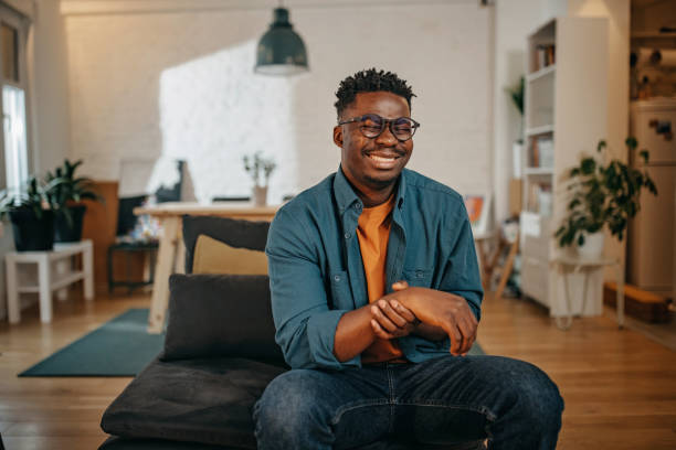 istock Young black man having pain 1366934911