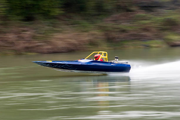 łódź z napędem odrzutowym 1 - wake jet boat water water sport zdjęcia i obrazy z banku zdjęć